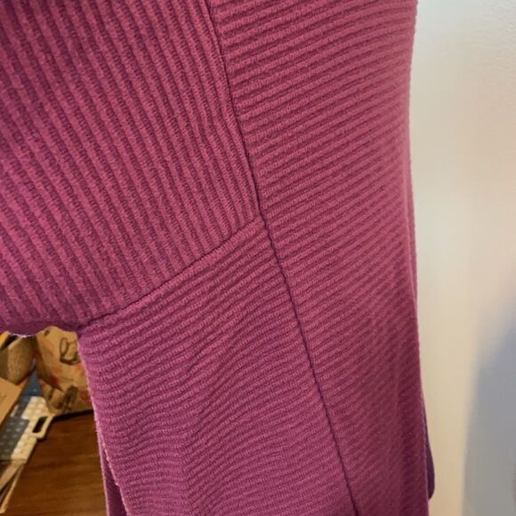 Funnel Neck Ribbed Knit Sweater - Picture 11 of 12